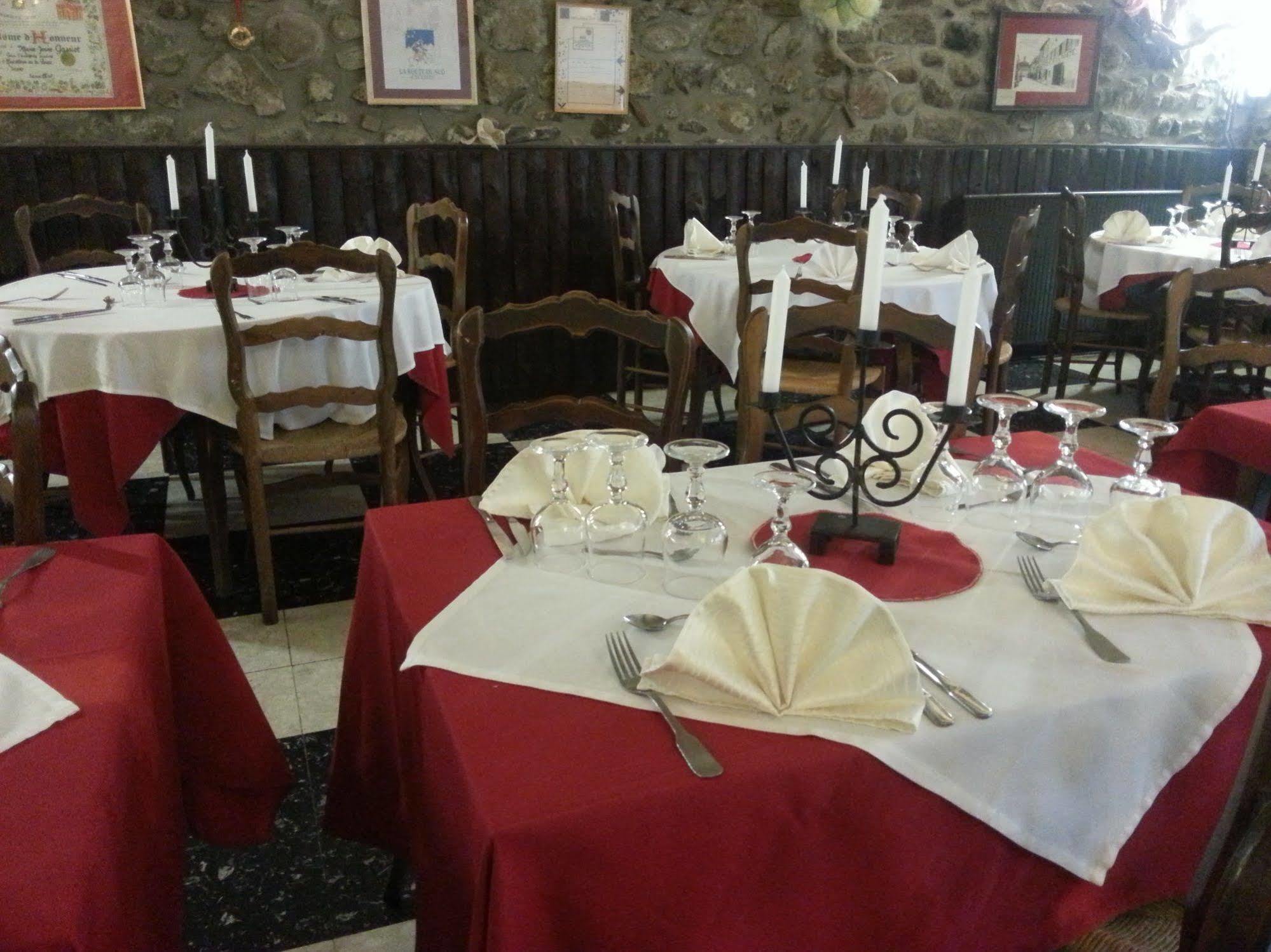 Logis Restaurant De La Poste Hotel Tarascon-sur-Ariège